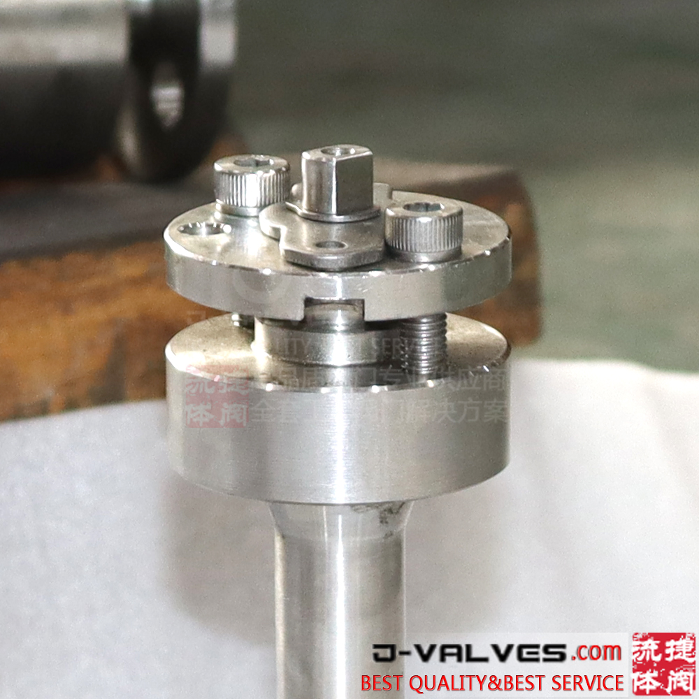 Low Temperature Forged Stainless Steel Floating Ball Valve Flanged Type with Handle Operation